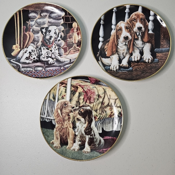 Set of 5 limited edition Love Puppies Plates. - Picture 6 of 10